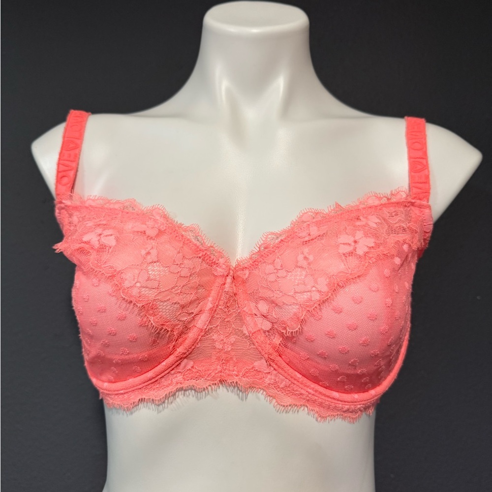 Victoria's Secret Coral Lace Bra